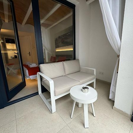 Hotel Boutique Es Blau Cadaques Luaran gambar