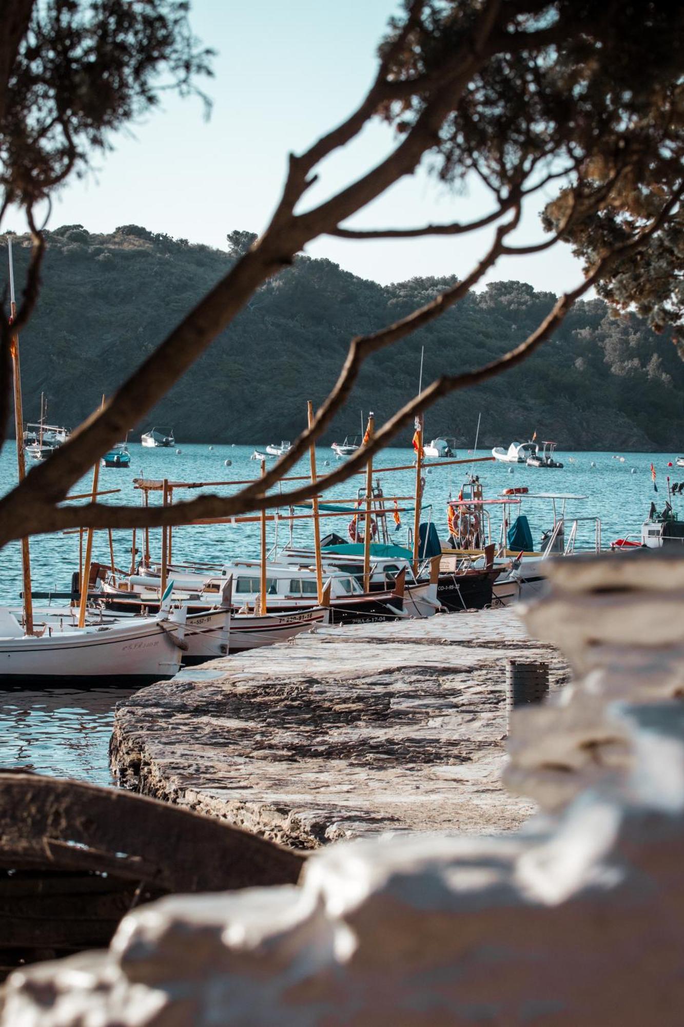Hotel Boutique Es Blau Cadaques Luaran gambar