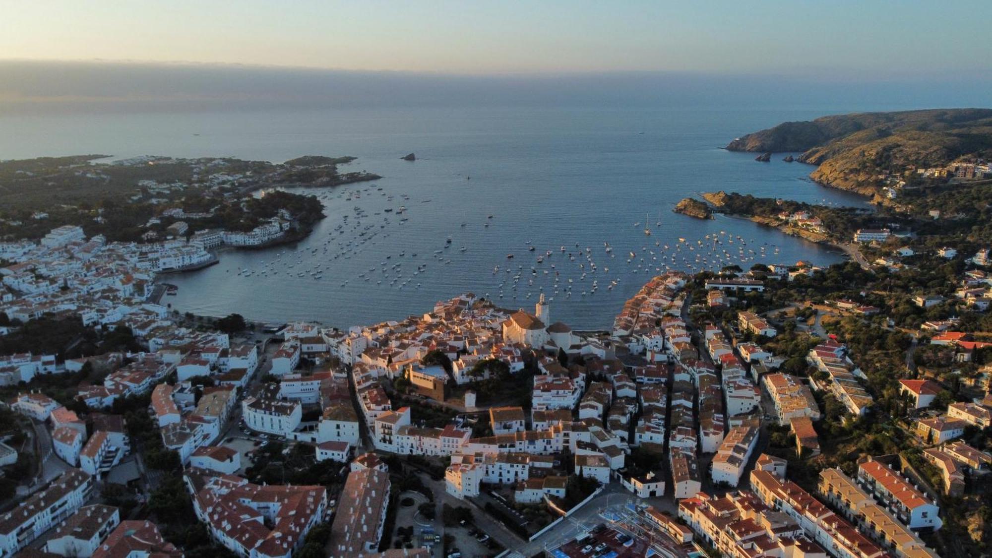 Hotel Boutique Es Blau Cadaques Luaran gambar